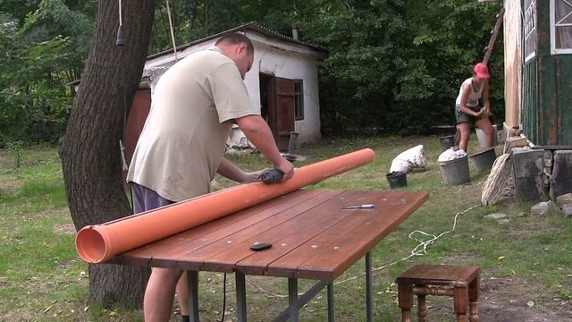 Делаем желоба из канализационной трубы смотреть онлайн