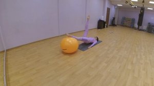 Тренировка с фитболом №1