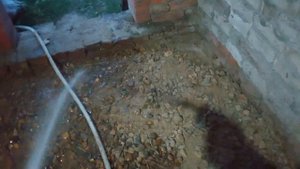 как засыпать полы перед бетонированием