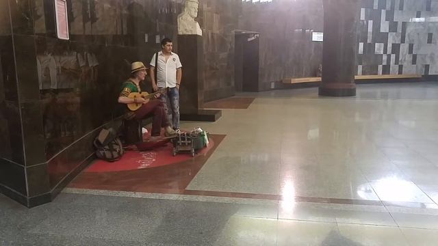 Музыка в метро@Маяковская 15.07.06