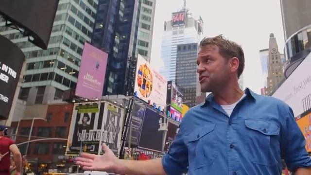 Thanksgiving: Celebrating the History & Traditions with Dave Stotts | Drive Thru History Special