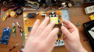 Монитор не включается. Не конденсаторы