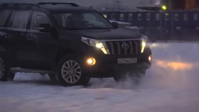 И вот мы тестируем новый Toyota Land Cruiser Prado 2014 смотреть онлайн