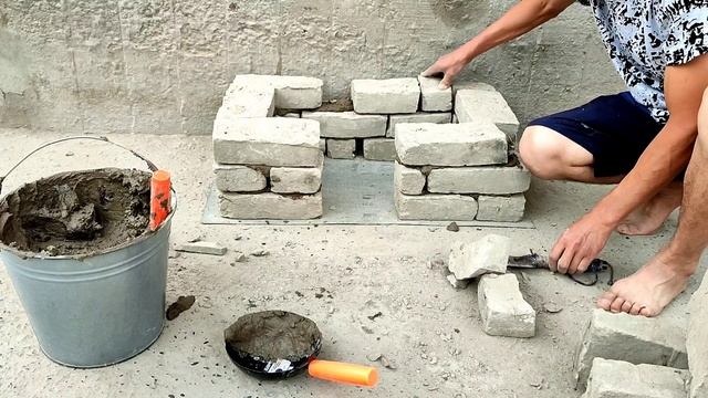 Строим легкую и удобную печь из сырцового кирпича смотреть онлайн