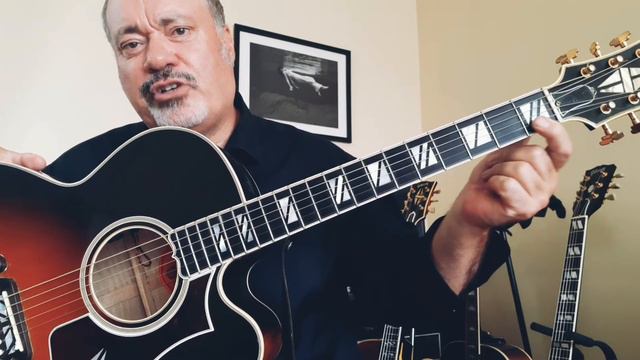 Gibson Super 200 Custom Acoustic смотреть онлайн