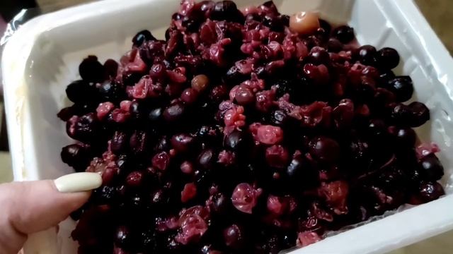 Продаю петуха, крашу волосы, отжимаю штаны у сына - вот так лечусь от простуды... или от Омикрона. смотреть онлайн