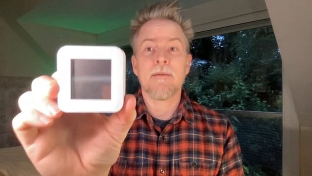 Termômetro Smart Life Tuya com display de temperatura humidade e hora смотреть онлайн