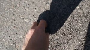 Собираю металлолом вдоль дороги