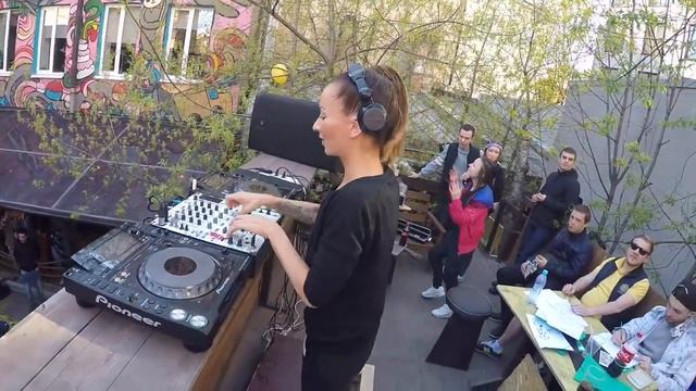 Мир!Breaks!Май! - 1.05.2016 - 3-й Кластер - Lady Waks #2 смотреть онлайн