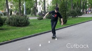 Слалом на роликах. Катбэк