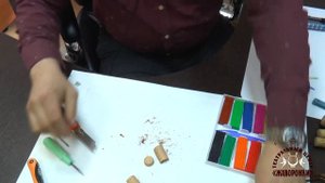 Студия мультипликации. "Проволочный каркас в фигурках из пластилина для создания мультфильма"