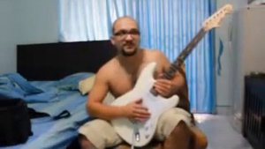 Игра на электрогитаре. Первый урок