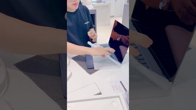 Macbook Air M2 Midnight 15 inch Unboxing смотреть онлайн