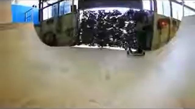 Нереальный трюк на самокате смотреть онлайн