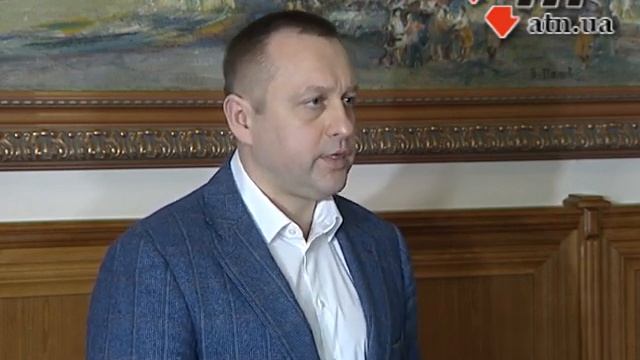 10.03.15 - Cмерть 8-летнего мальчика. Лифт зажал шею. Комунальщики себя выгораживают
