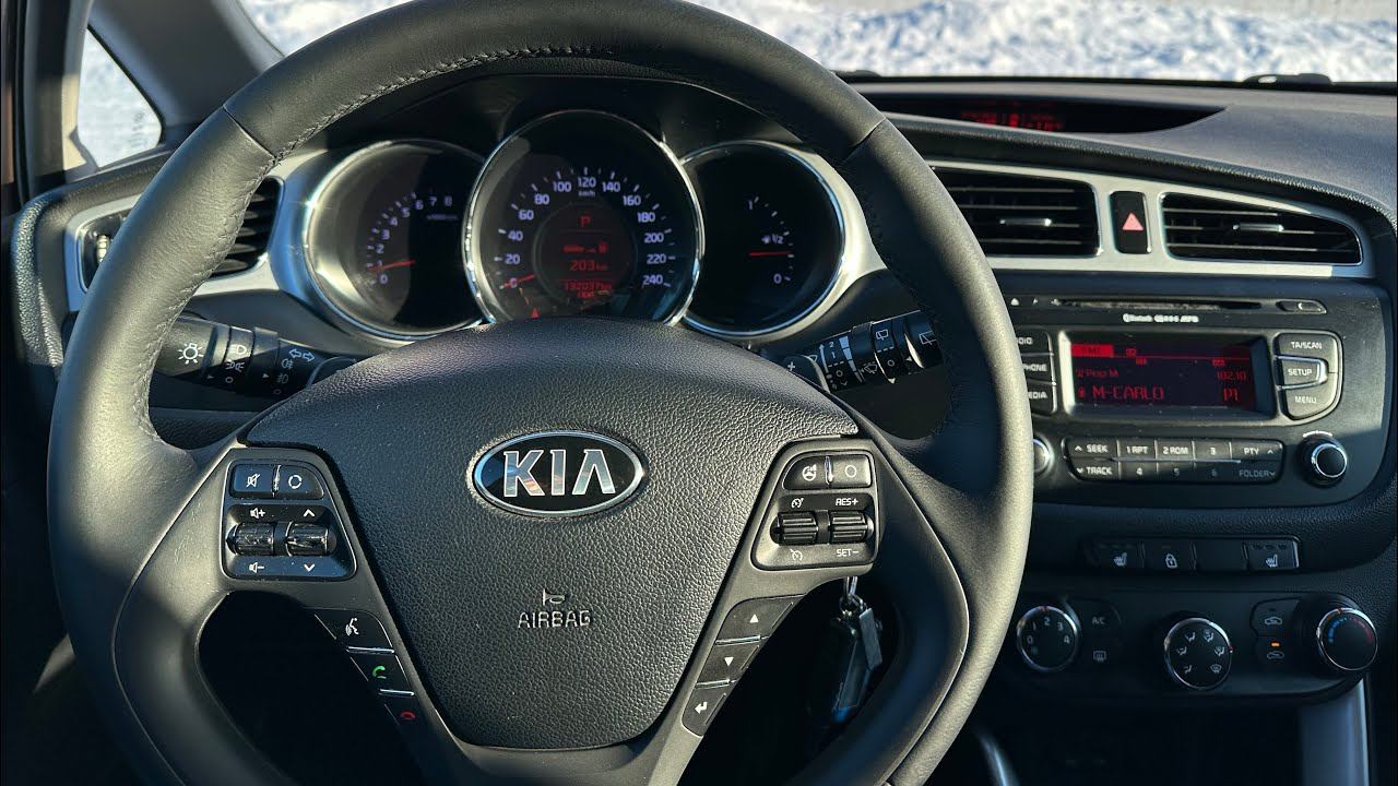 Kia Ceed 2012 1.6AT смотреть онлайн