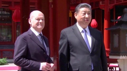 Председатель КНР принял канцлера Германии Олафа Шольца