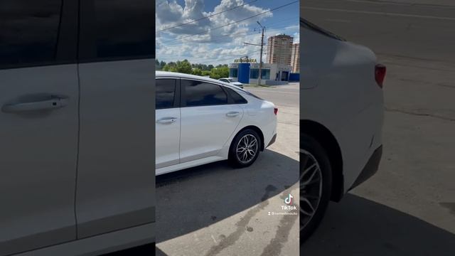 Что лучше k5 или Camry?