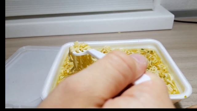 полноценный обзор лапши быстрого приготовления от "Домшин" смотреть онлайн