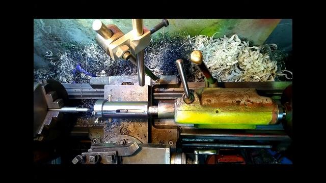 приспособление для нарезания резьбы в задней бабке токарного станка смотреть онлайн