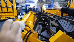 «John Greaves» Обзор на жатки для уборки: подсолнуха, кукурузы, сои, пшеницы. г.Бердянск