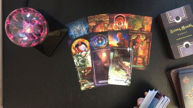 Что мужчина думает о вас прямо сейчас. смотреть онлайн