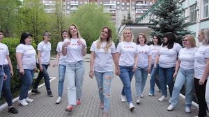 Песня в подарок от родителей на выпускной. 9Г / Челябинск Школа 15 / 2022