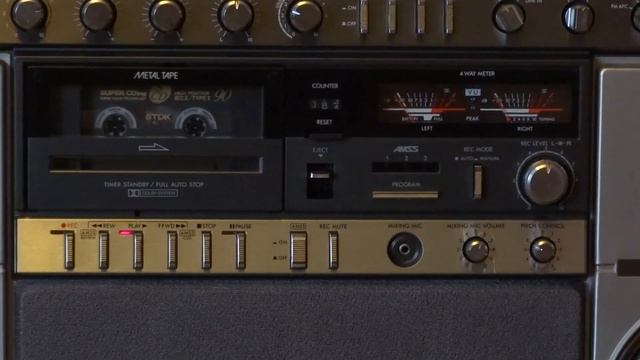 Геттобластер SANYO M-X 960K 1980 Года выпуска.