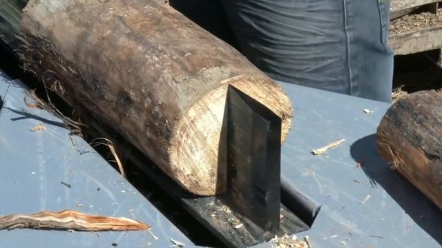 Oregon Kinetic Log Splitter
