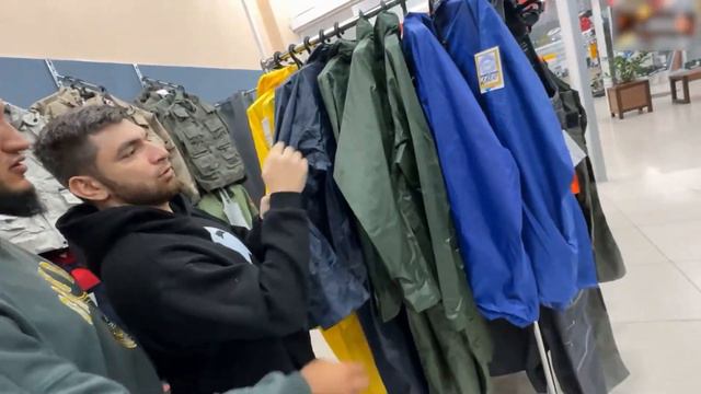 УГАР В АВТОДОМЕ СО СТАЕЙ! ｜ УТРЕННИЙ ЗАКУП! РАВШАН ИРЛ УГАР смотреть онлайн