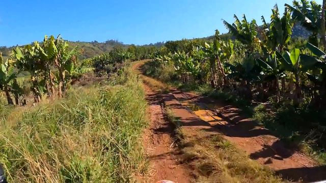 Motorcycling the wild Chimanimani mountains in ZIMBABWE S5 - Eps. 84.