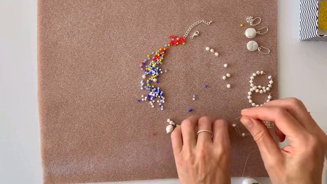 ? УКРАШЕНИЯ СВОИМИ РУКАМИ / DIY / Как сделать бусы, серьги и цепочку для очков / Women’s Jewellery