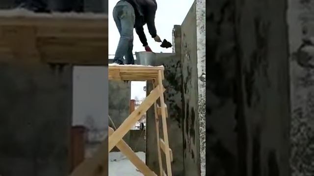 Установка дверной перемычки дома из арболит панелей