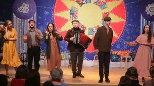 Петр Валентинович. "Розы". Городской романс в аранжировке ПВ