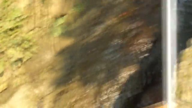 Достопримечательности Грузии. Необыкновенная Аджария. Статуя и водопад по дороге Сарпи