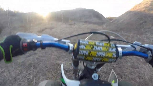 эндуро ЮЖА.JMC и HONDA skiing in the mountains часть 1)) смотреть онлайн