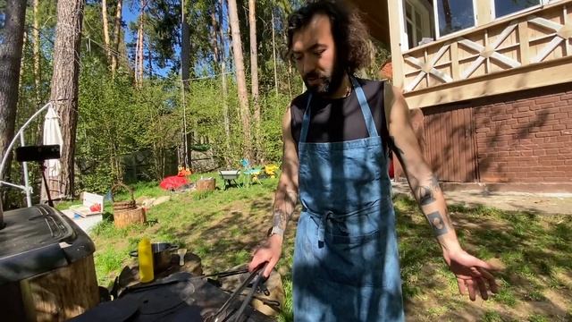 Стейк-сэндвич с яйцом-пашот! Самый любимый завтрак мясника на карантине смотреть онлайн