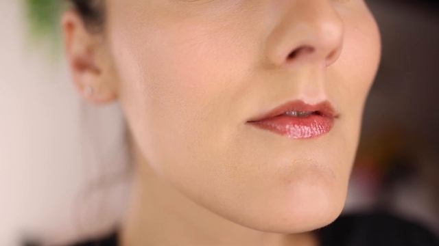 L'Oreal Skin Paradise Water Infused Tinted Moisturizer - Oily Skin (Drugstore Edition) смотреть онлайн