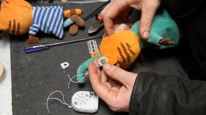 Игрушка перестала говорить. ремонтируем....