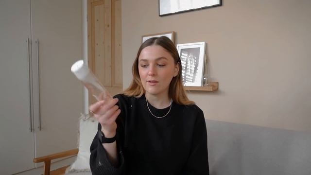 EMPTY BEAUTY PRODUCTS | VLOGMAS PART TWO | I Covet Thee смотреть онлайн