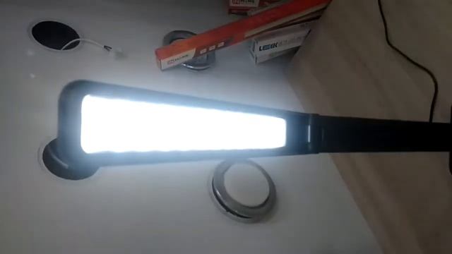 Настольная светодиодная лампа смотреть онлайн