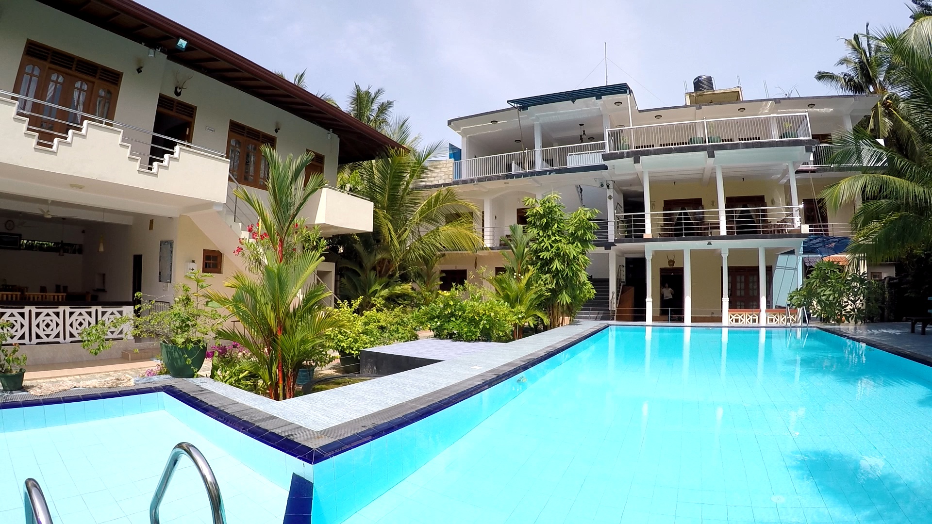 The Lodge Unawatuna смотреть онлайн