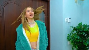 Я Не Люблю Бедную Мачеху Но Она Любит Меня! Мой Богатый Папа Влюбился В Бедную Девушку