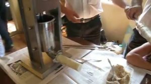 Колбасный шприц