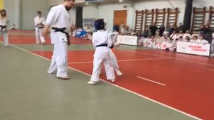 Бой за первое место. Киокушинкай, 7 лет