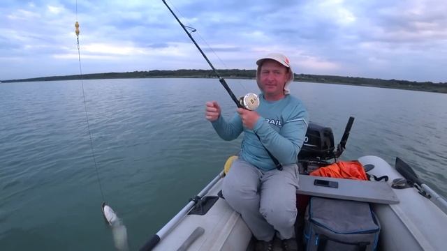 Сом на квок Сменил тактику и дело пошло смотреть онлайн