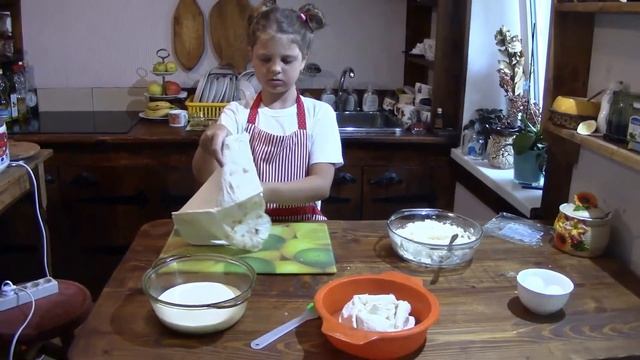 Баница из лаваша - очень простой рецепт пирога с творожно-сырной начинкой!