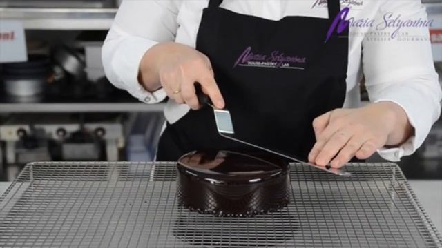 Черная Зеркальная Глазурь ВидеоЛекция 2/2 - PastryCampus.ru by Maria Selyanina смотреть онлайн