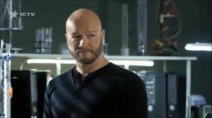 Ледяной... Лена и Макс/Сериал пес