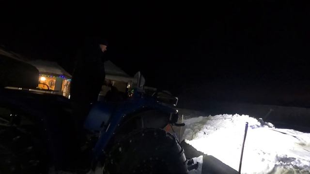 ДЕРЕВЕНСКИЙ ПОМОЩНИК - РОСОМАХА С ОТВАЛОМ смотреть онлайн